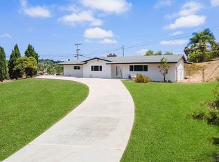 2333 Maelee Dr, Vista, CA 92084