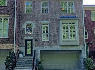 5569 Julian Pl, Sandy Springs, GA 30342