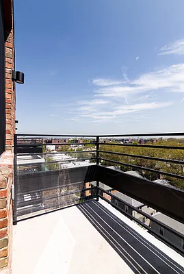 Rented by Nooklyn NYC LLC | media 32