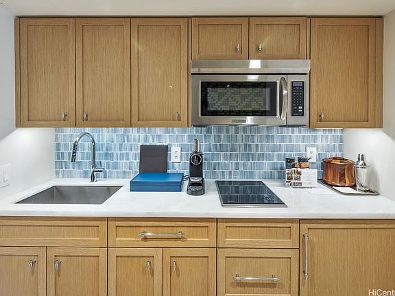 3rd image of 223 Saratoga Rd #2018