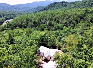 4 Laurel Rdg, Buckeye, WV 24924