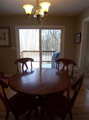 5th image of 11 Olde Taverne Ln