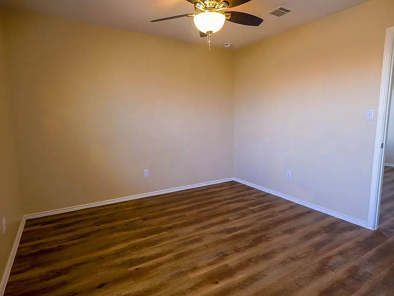 17208 Bridgefarmer Blvd — Photo 21