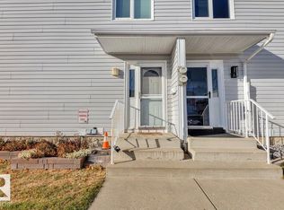48 Amberly Ct NW, Edmonton, AB T5A2H9