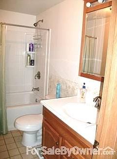 smallest upstairs bthrm