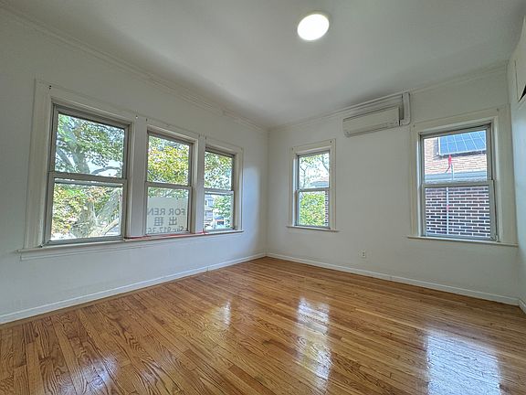 4th image of 16 Vulcan St #2F