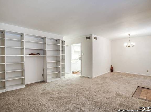5th image of 8401 N New Braunfels Ave APT 327A