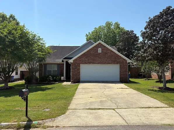 263 Melrose Ln, Dothan, AL 36303