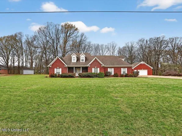 4669 Dixie Lynn Dr, Southaven, MS 38671