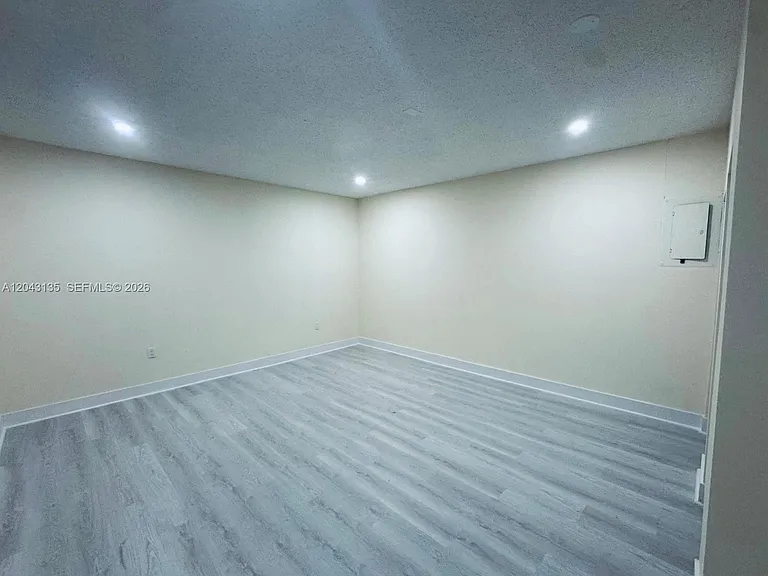 2271 SW 30th Ter — Photo 20