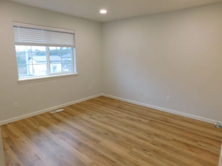 5351 Landon St SE — Photo 17