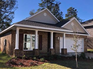 81 Beaver Trail Dr, Freeport, FL 32439
