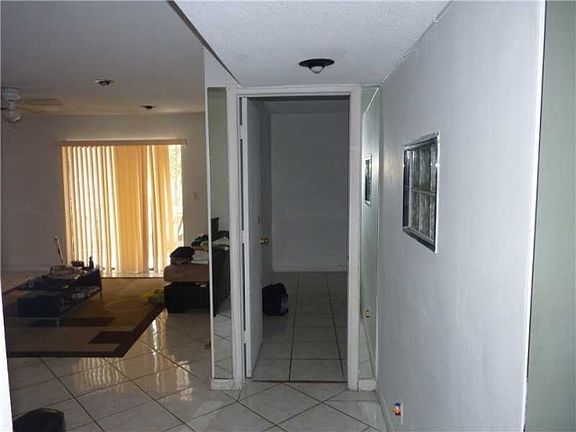 4th image of 5820 NW 17th Pl APT 212