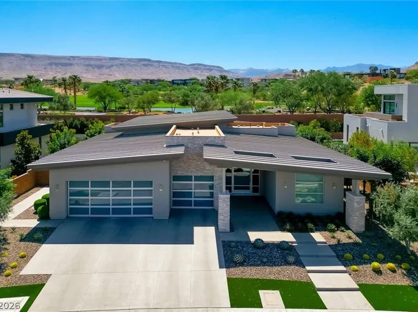 11 Hawkeye Ln, Summerlin, NV 89135