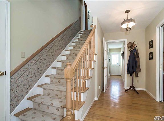 3rd image of 2455 Cedar Dr