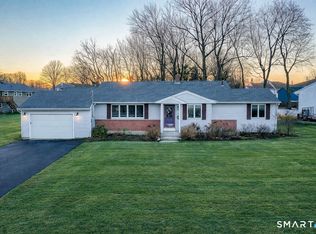 21 Chestnut Rd, Newington, CT 06111