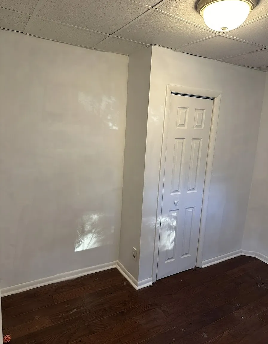 1 bed, $895 — Photo 2