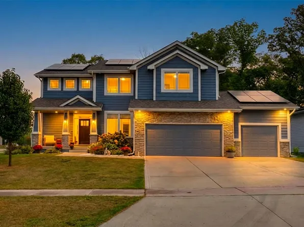 2005 SE Justice Ct, Ankeny, IA 50021