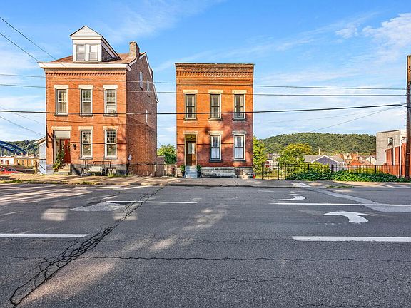 5th image of 713 Market St