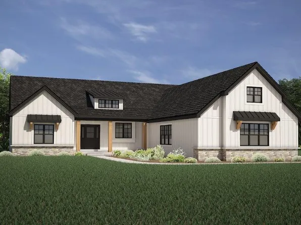 3129 Walleye Dr, Oconomowoc, WI 53066