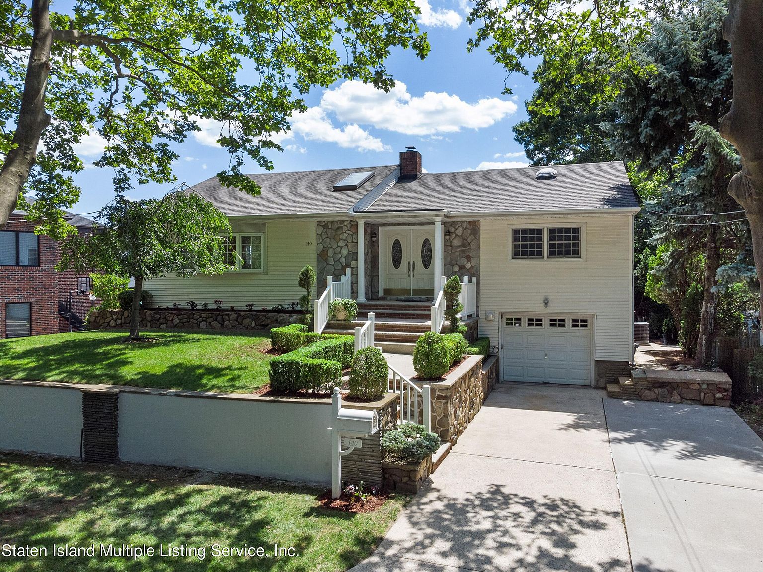 140 Radcliff Rd, Staten Island, NY 10305 Zillow