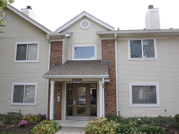 2nd image of 1400 Lake Pointe Way