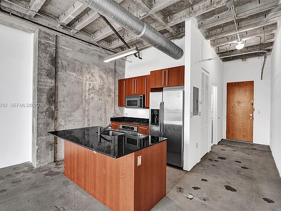 5th image of 8101 Biscayne Blvd #R-513