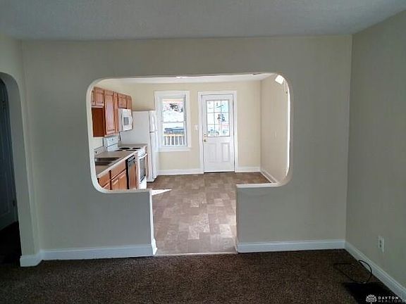 3rd image of 2029 Carolina St