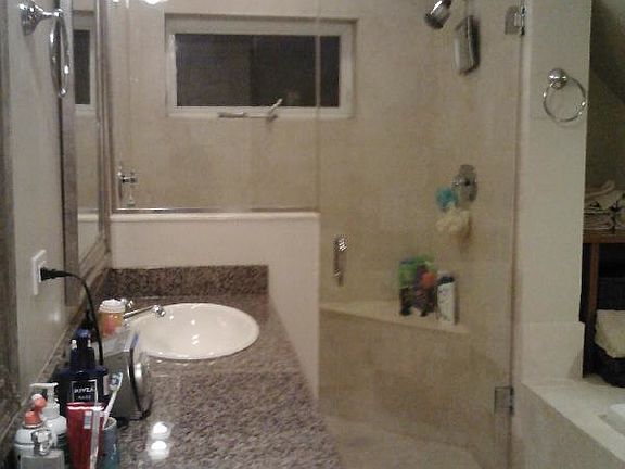 2nd image of 2334 N Southport Ave APT 2F