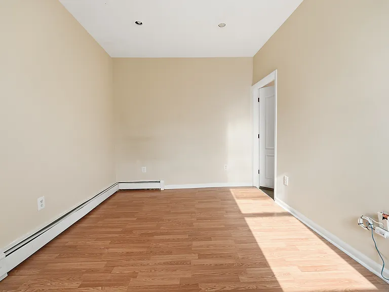 77 Swartswood Rd #B — Photo 5