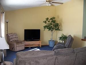 2nd image of 338 E Sunny Hill Dr