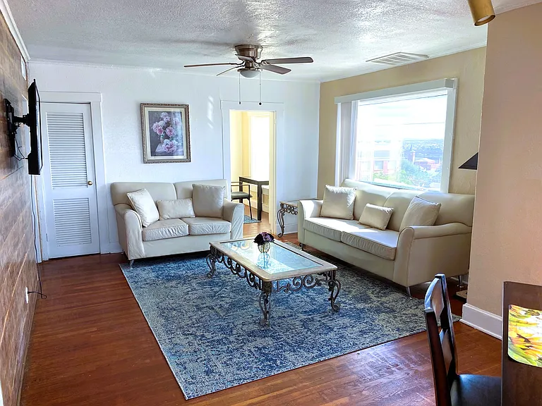 510 Randolph Dr #3 — Photo 2