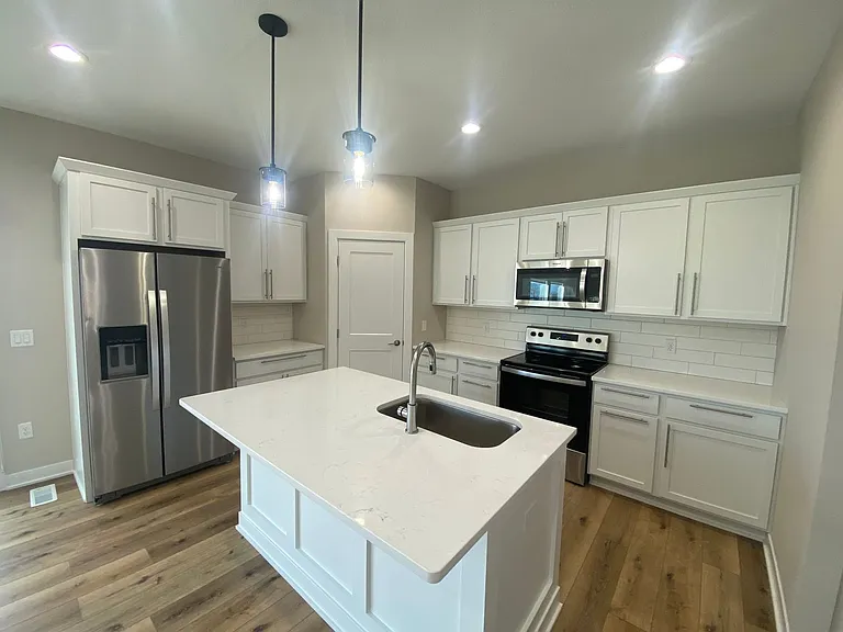 10168 Divine Pl — Photo 7