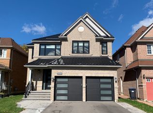 3353 Destination Dr, Mississauga, ON L5M7W6