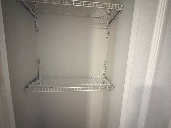 4th image of 3332 Pinewood Ave APT A