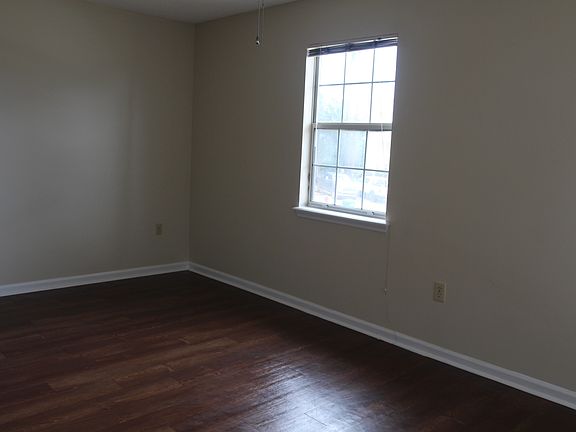 3rd image of 113 Acacia Ct #2