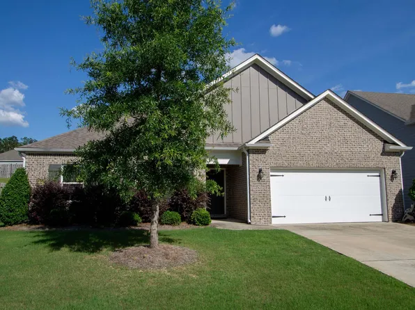 1068 Aronimink Dr, Calera, AL 35040