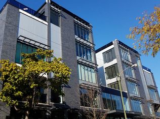 20 N Loomis St #B, Chicago, IL 60607