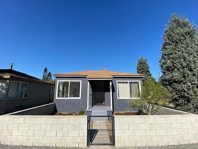 1st image of 5301 E Carson St #1