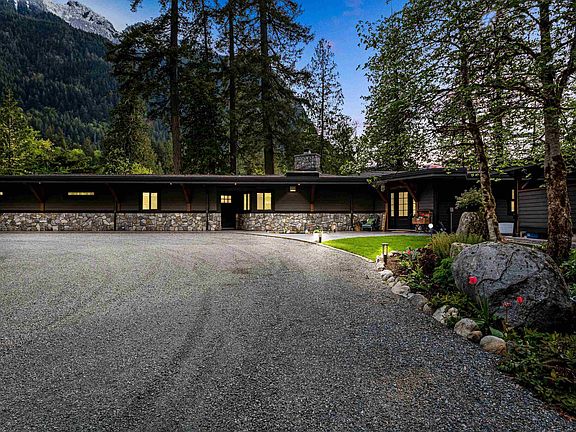 2nd image of 20295 Kettle Valley Rd