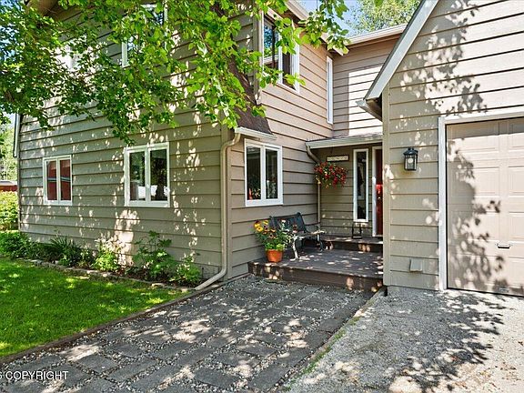 3rd image of 3970 E Ruth Dr