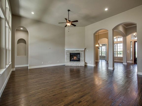 5th image of 351 Vista Park Dr