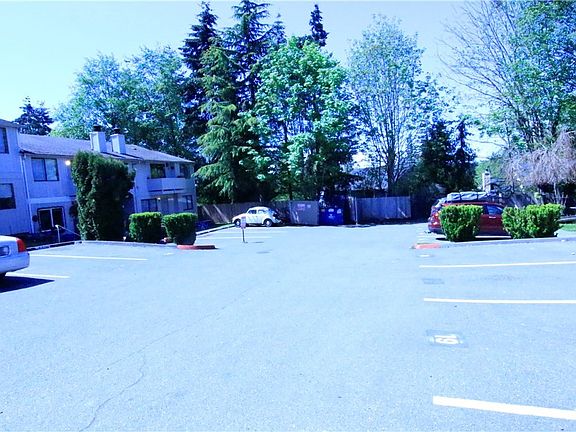 4th image of 4113 156th St SW