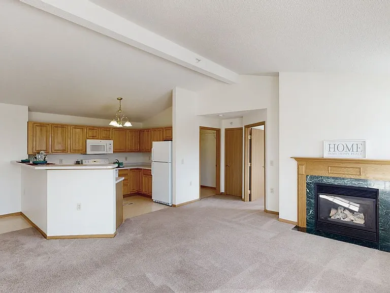 Heritage Park Apartment Homes — Photo 11