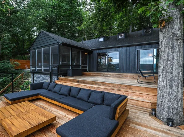 11 Maplewood Rd, Ithaca, NY 14850