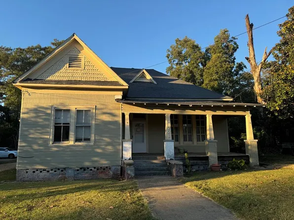 721 Pearl River Ave, McComb, MS 39648