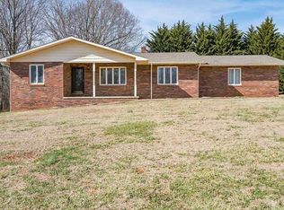 2650 Farmland Acres Rd, Morganton, NC 28655