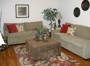 260 Dillon Dr, Virginia Beach, VA 23452