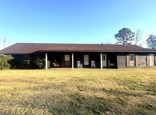 135 Dogwood Ln, Monroeville, AL 36460