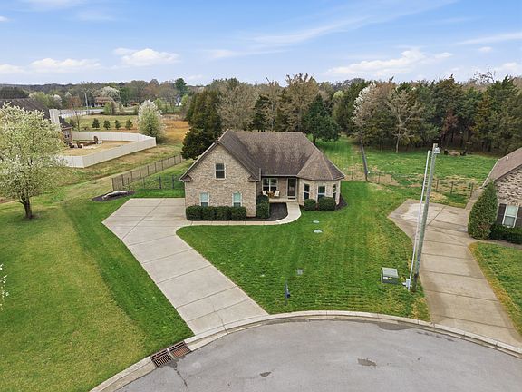 3rd image of 108 Amazonway Rdg